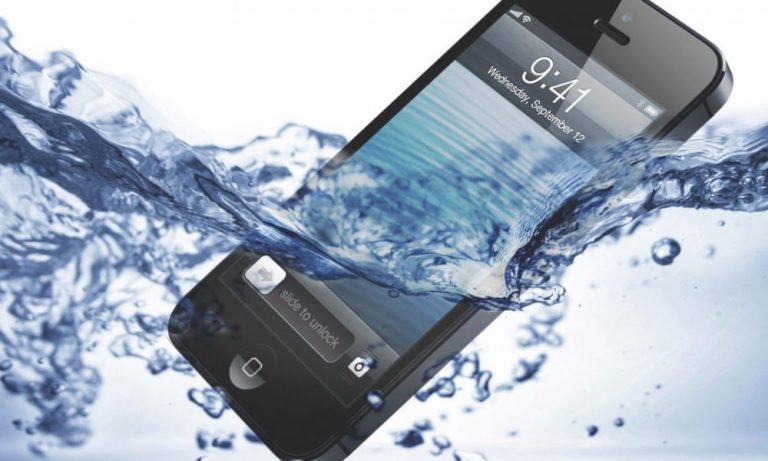 why-and-how-does-water-damage-your-electronics-dignited