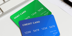 Debit Card Vs. Credit Card: What Are The Differences? - Dignited