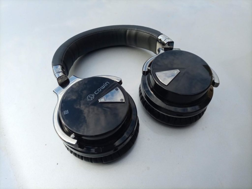 Cowin E7 Active Noise Cancelling Wireless Headphone Review - Dignited