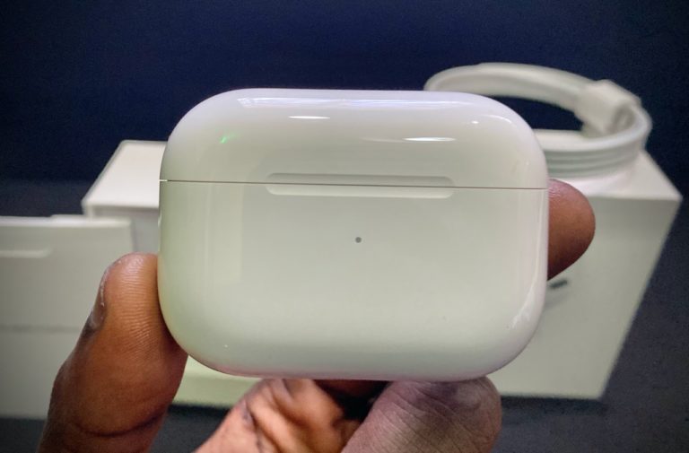 Unboxing the Apple AirPods Pro - Dignited