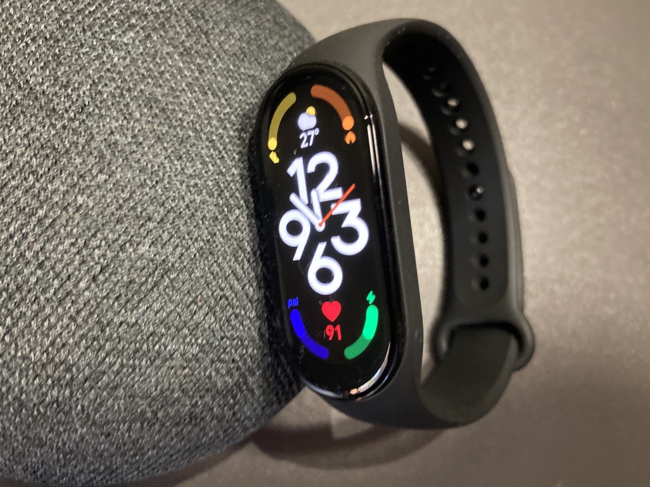 Does the Xiaomi Mi Band 7 have GPS? - Android Authority