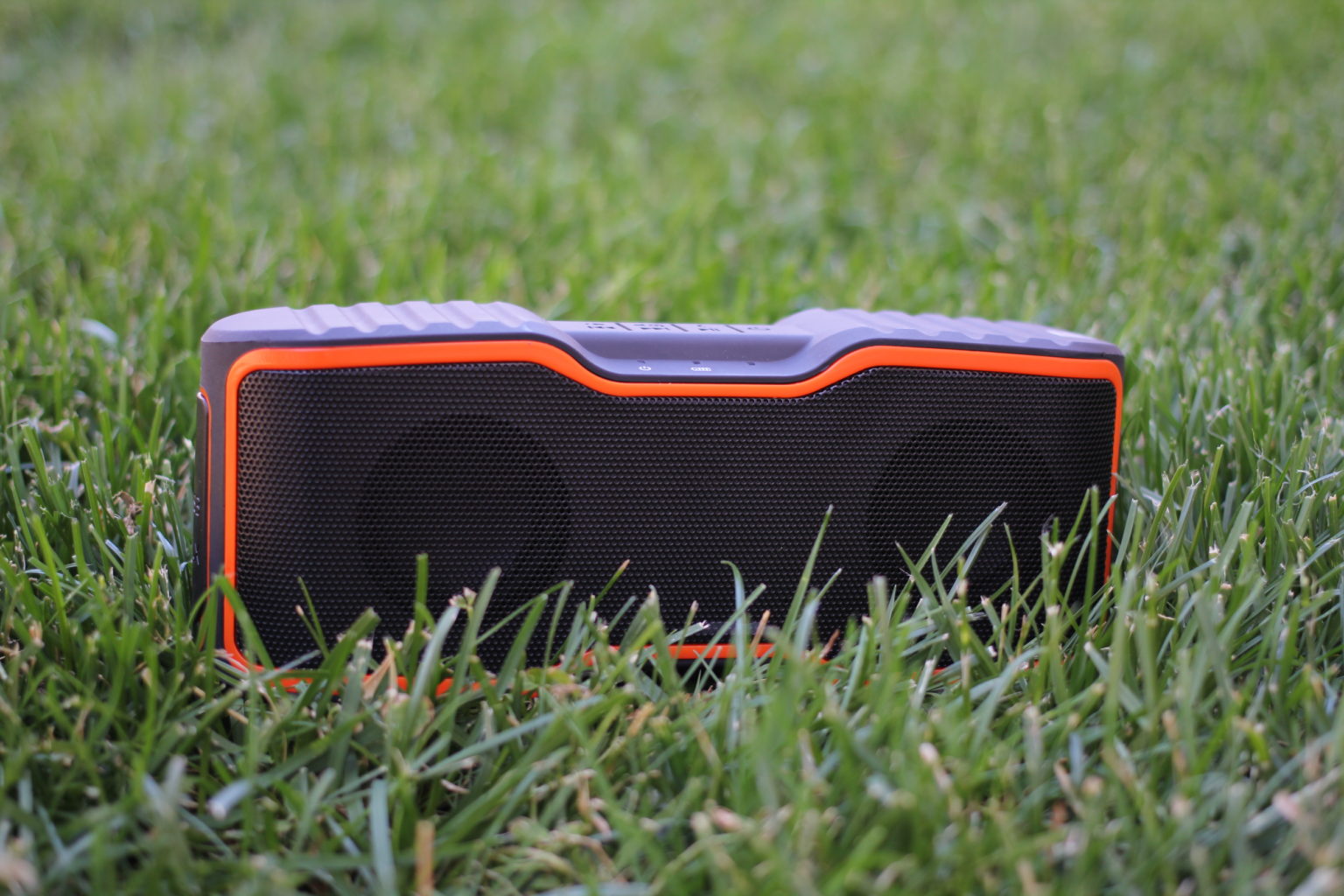 AOMAIS Sport II Review: The Perfect Bluetooth Speaker You Never Heard ...